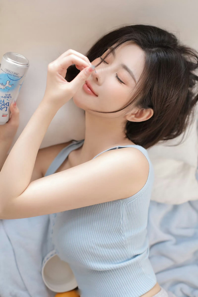影评配图 · 截取短剧高光 · 账号同步