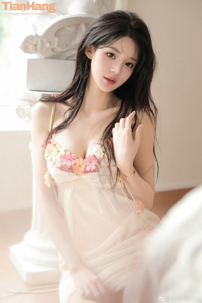 富贵逼人 封面