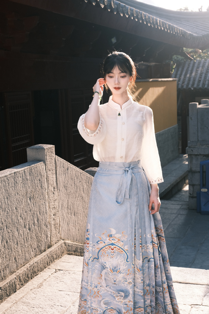 西西里的美丽传说 封面
